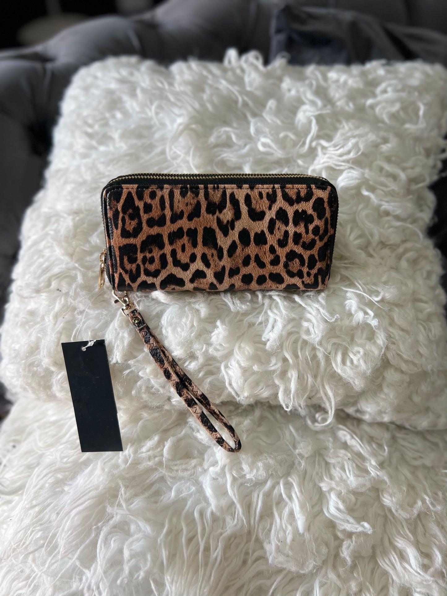 LEOPARD PRINT DOUBLED ZIPPER WALLET