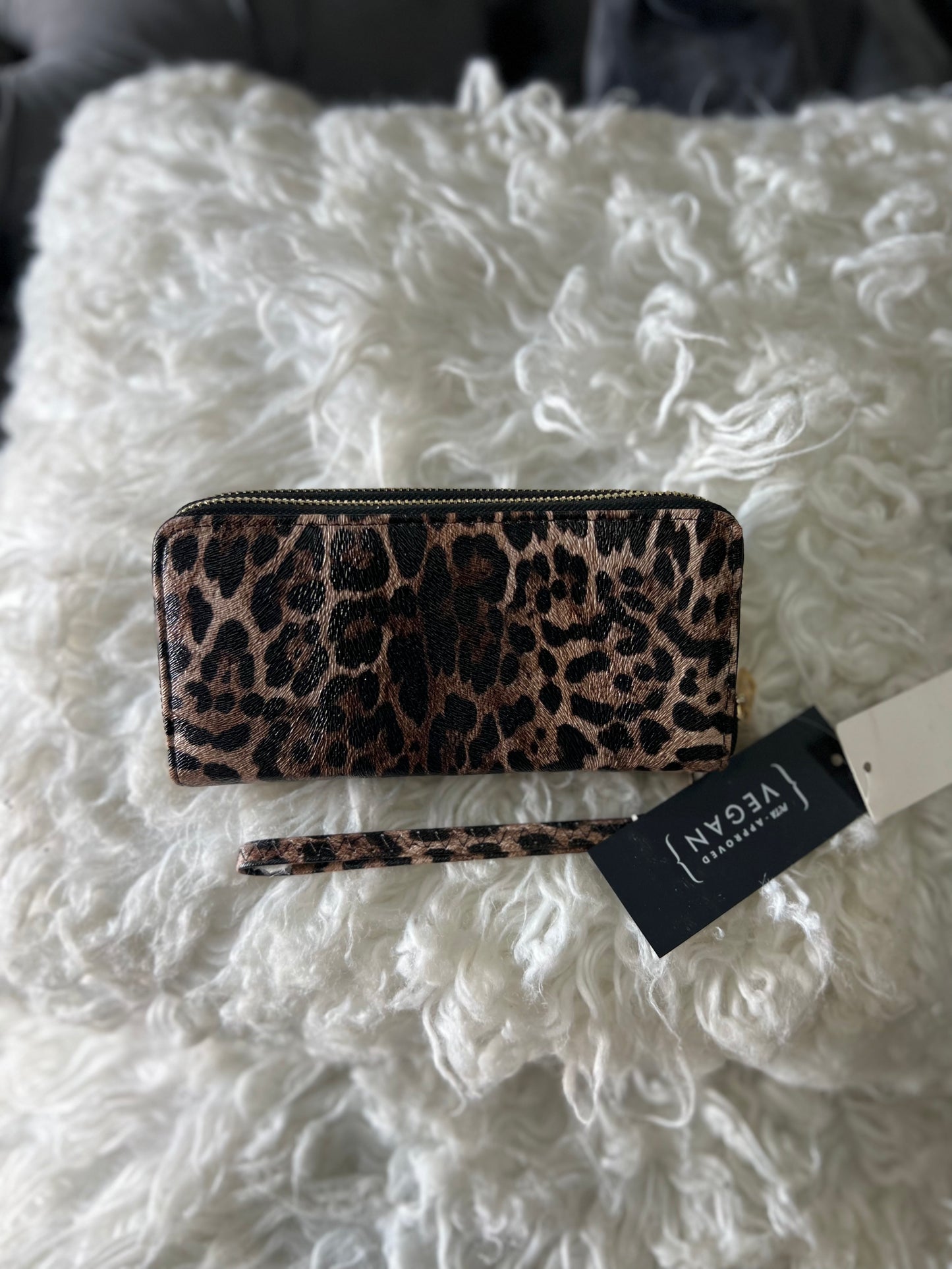 LEOPARD PRINT DOUBLED ZIPPER WALLET