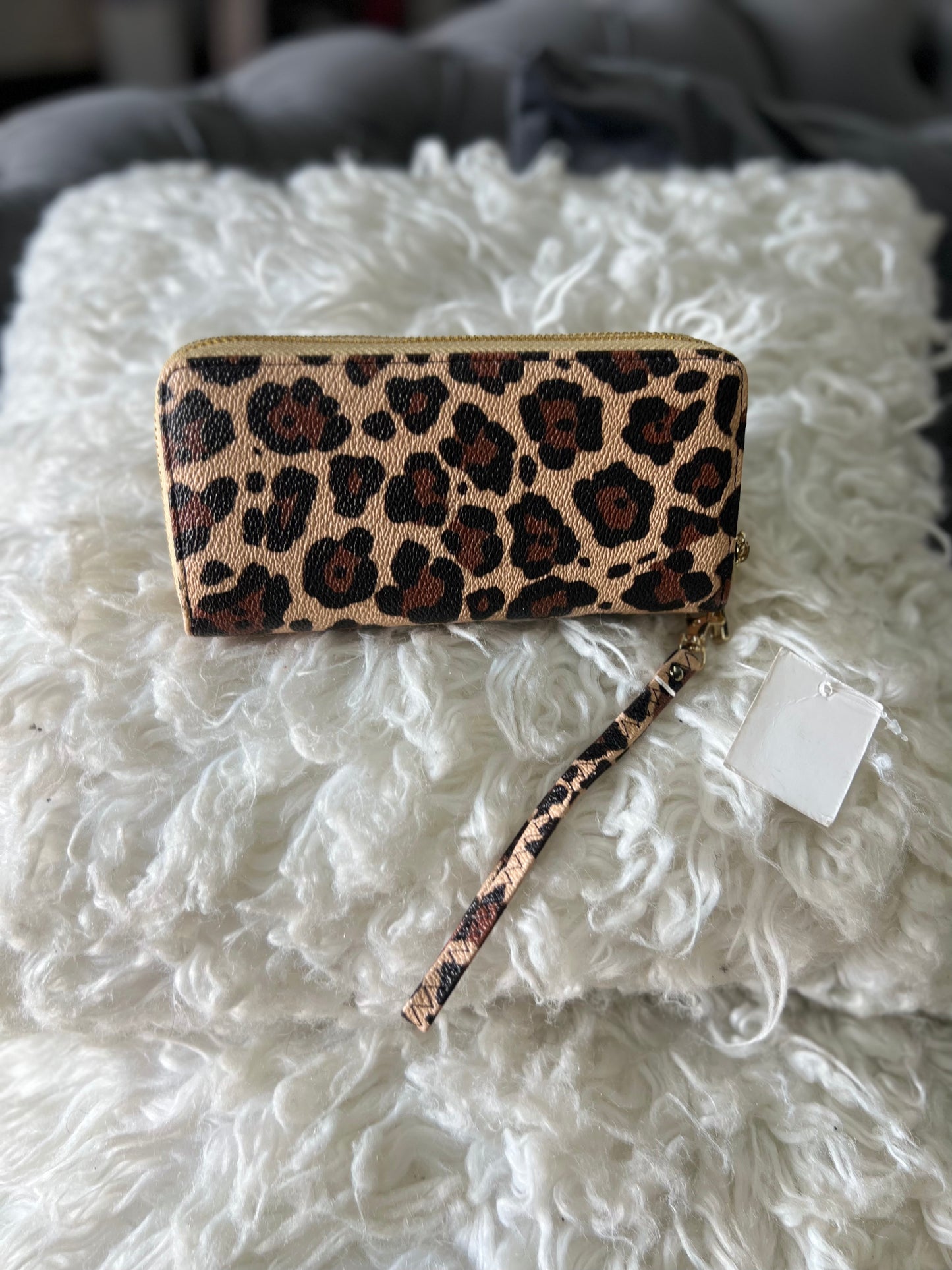 LEOPARD PRINT DOUBLED ZIPPER WALLET